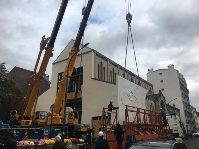 Notre Dame Du Perpétuel Secours Asnières Sur Seine L’installation de la façade de Notre-Dame du Perpétuel-Secours
